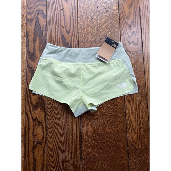 The North Face Summer Light 2.5" Shorts Astro Lime Mist Women’s Medium NWT - Picture 1 of 7